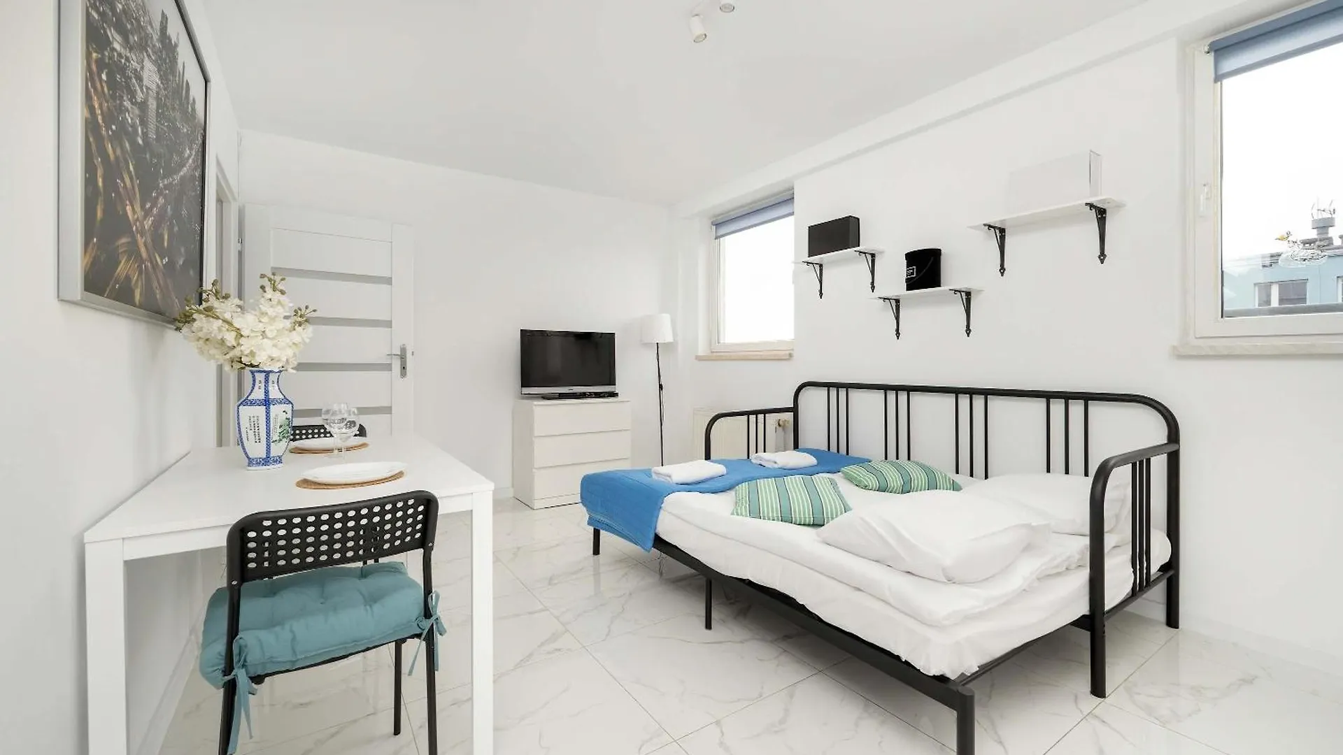 Jasne I Przytulne Studio Blisko Parku We Wroclawiu By Noclegi Renters 0*, Wroclaw Poland