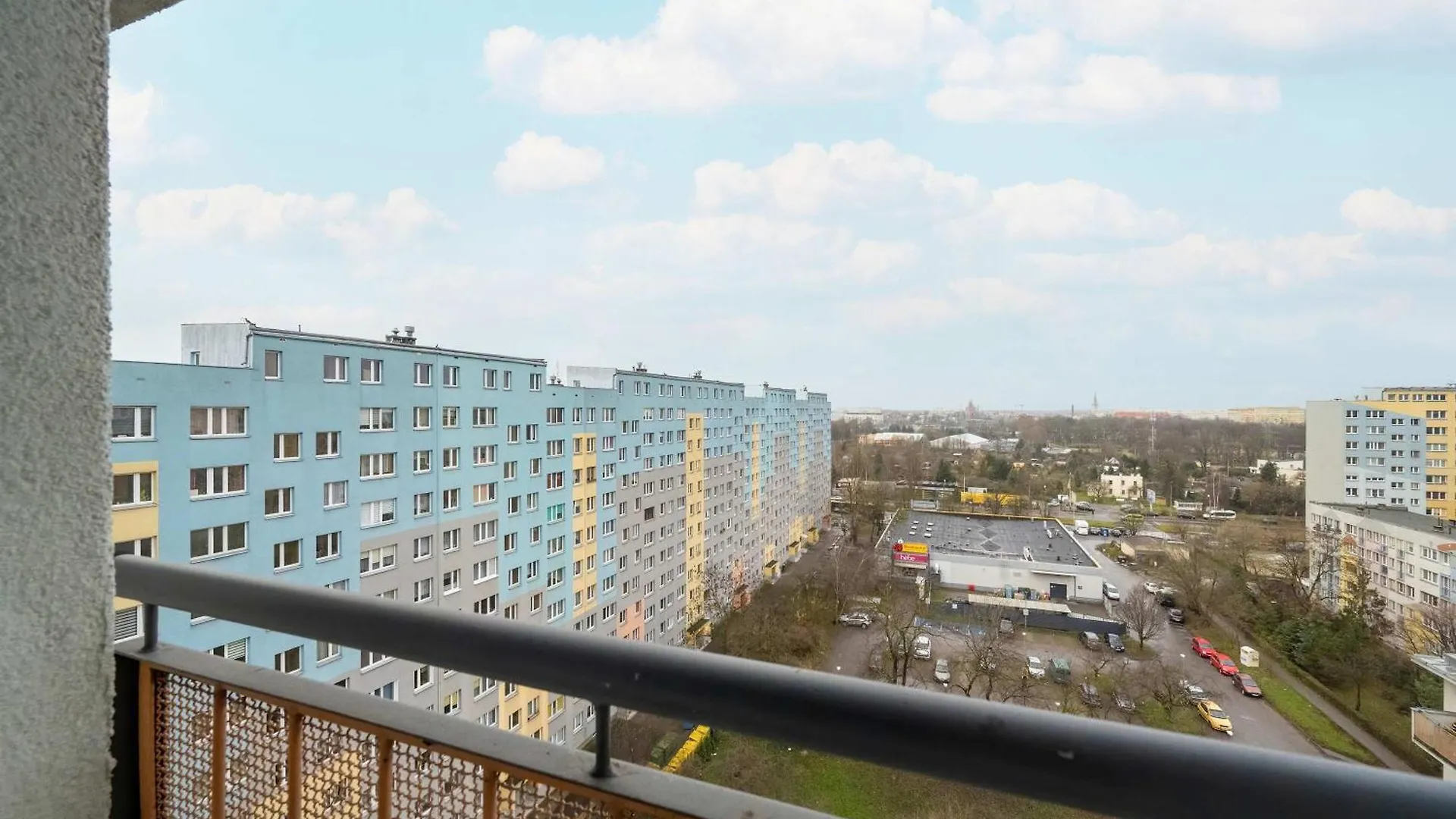 Jasne I Przytulne Studio Blisko Parku We Wroclawiu By Noclegi Renters Wroclaw